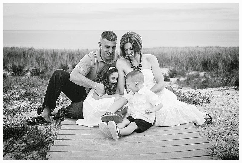A Summer Evening at the Beach | Seacost New Hamshire Family Photographer