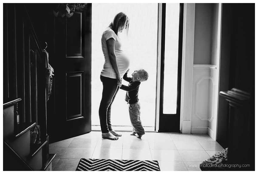 Lifestyle Maternity Photography | Jen Bilodeau Photography 